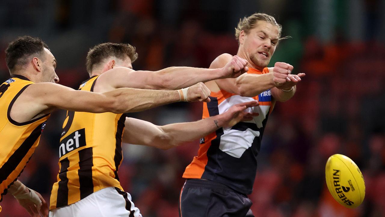 The Giants have struggled against the Hawks. Picture. Phil Hillyard