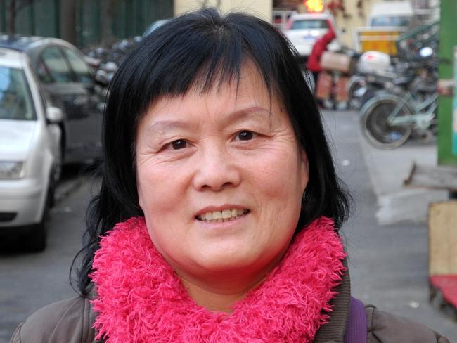 Die chinesische Detektivin Zhang Yufen am 12.02.2015 in Peking. Zhang Yufen hilft chinesischen Frauen Beweise gegen betrügerische Ehemänner zu finden. Photo: Stephan Scheuer/dpa (Zu dpa 
