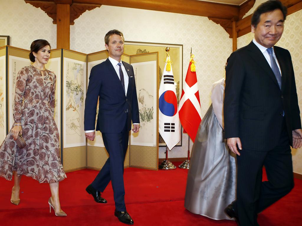 Crown Prince Frederik and Crown Princess Mary of Denmark attend a banquet hosted by South Korean Prime Minister Lee Nak-Yeon. Picture: Getty