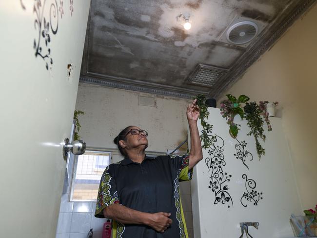 Aboriginal grandmother and carer of five Emileena Wilson in her bathroom that has black mould.Thursday ,August,29,2024.Picture Mark Brake