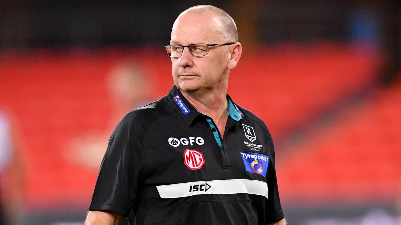 Calls on coaches like Ken Hinkley should be put off this year given the impacts of the coronavirus crisis, according to David King. (AAP Image/Darren England)