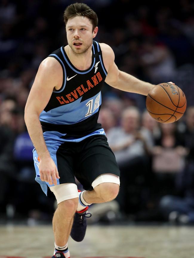 Matthew Dellavedova will stay at Cleveland (Photo by Sean M. Haffey/Getty Images)