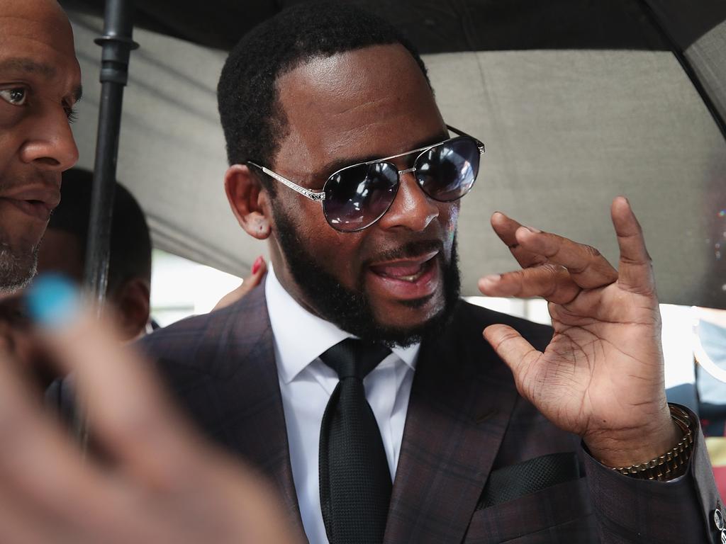 R Kelly Allegedly Beaten In Chicago Prison By Fellow Inmate The