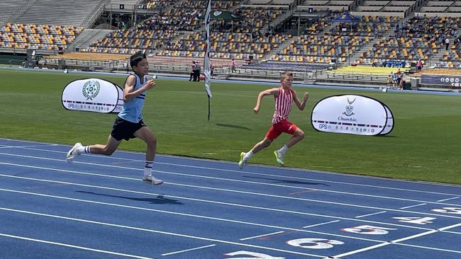 A typically close finish in the 100m at the juniors.