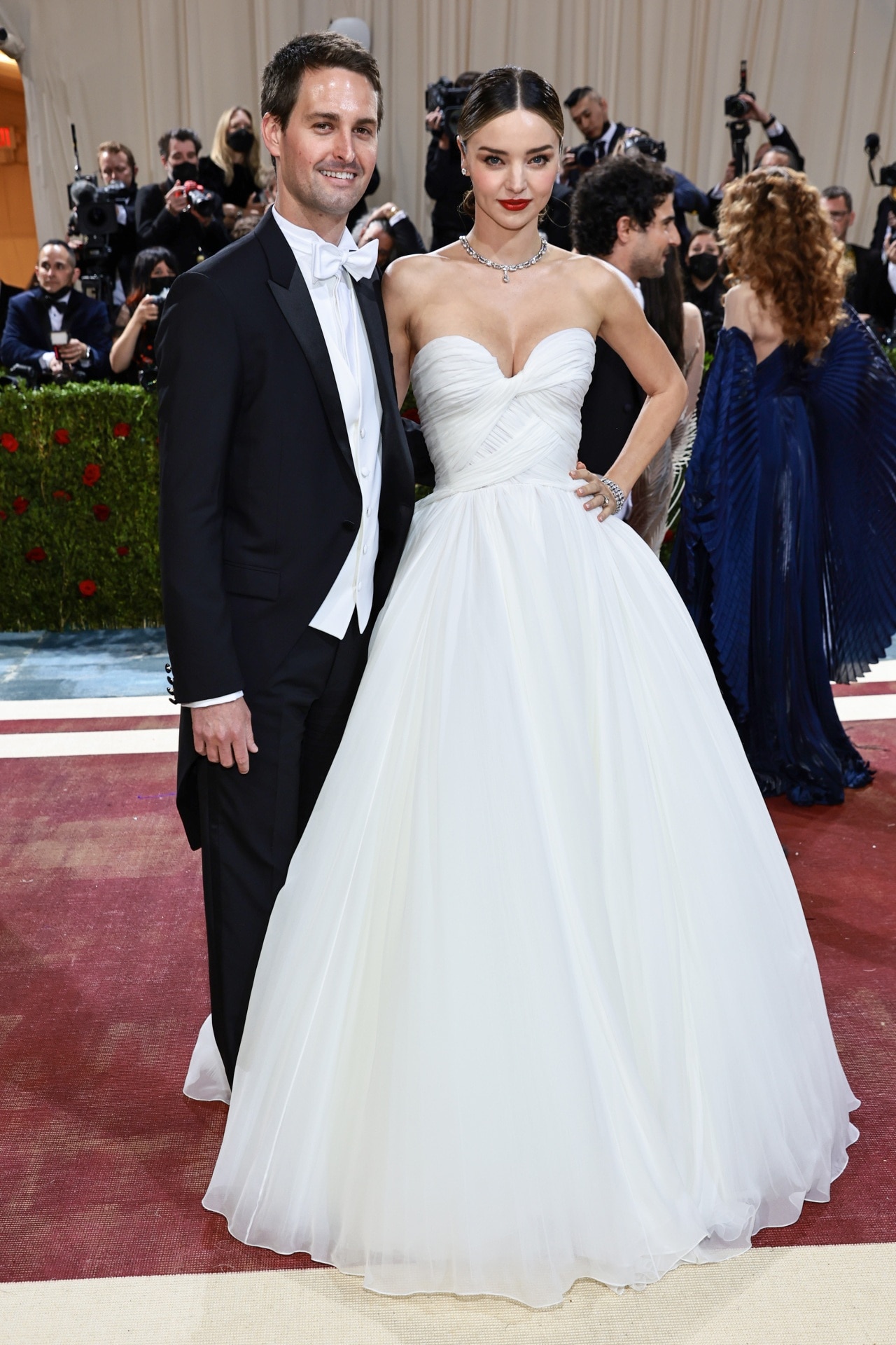 Miranda Kerr Embraces Princess Inspiration in Ethereal White Dress & Hidden  Heels at Met Gala 2022