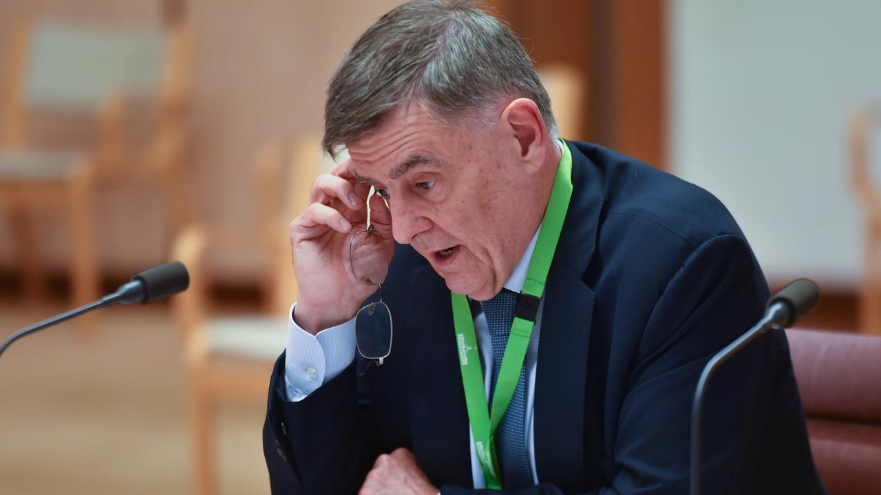 Chief Medical Officer Professor Brendan Murphy appears before a Senate inquiry.