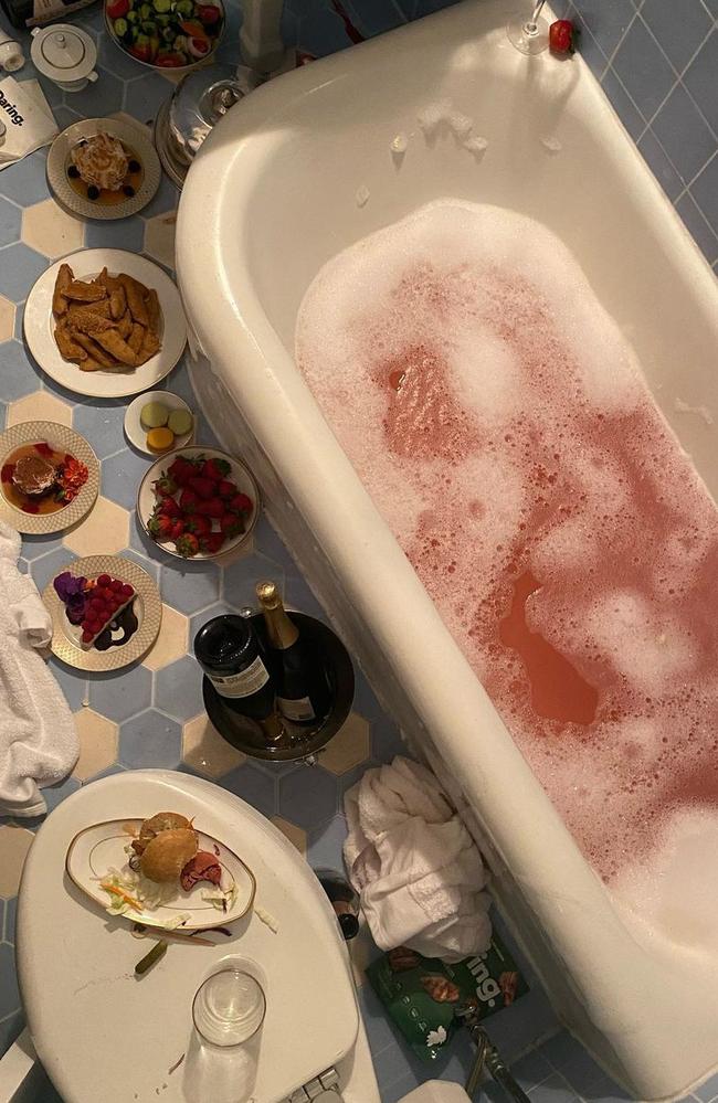 Kourtney Kardashian slammed for sharing this bathroom photo featuring a floor full of food. Picture: Instagram/Kourtney Kardashian