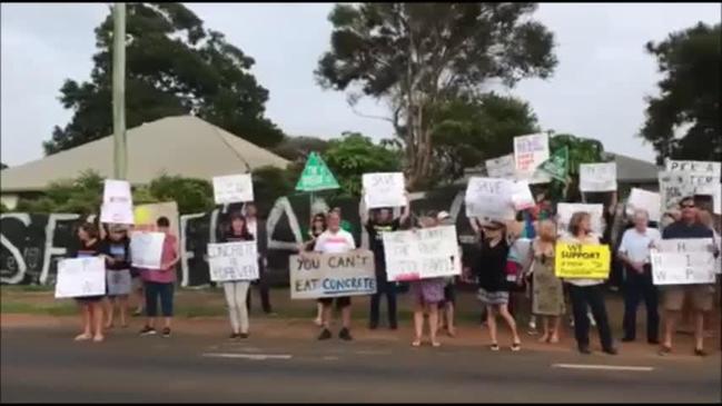 Protest at Cudgen site