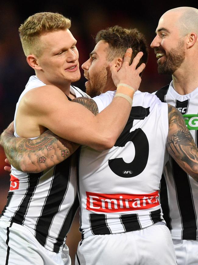 Adam Treloar has met with Western Bulldogs.