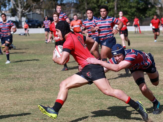 GT no.13 Glen Vaihu with the ball as Gregory Terrace v The Southport School at St Joseph's College Playing Field, Tennyson, Saturday August 31, 2019. (AAP/Image Sarah Marshall)