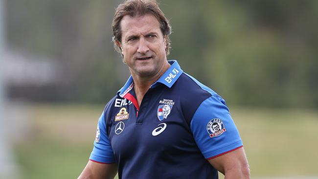 Western Bulldogs coach Luke Beveridge expects the AFL to backflip on its new rules on runners. Picture: Michael Klein