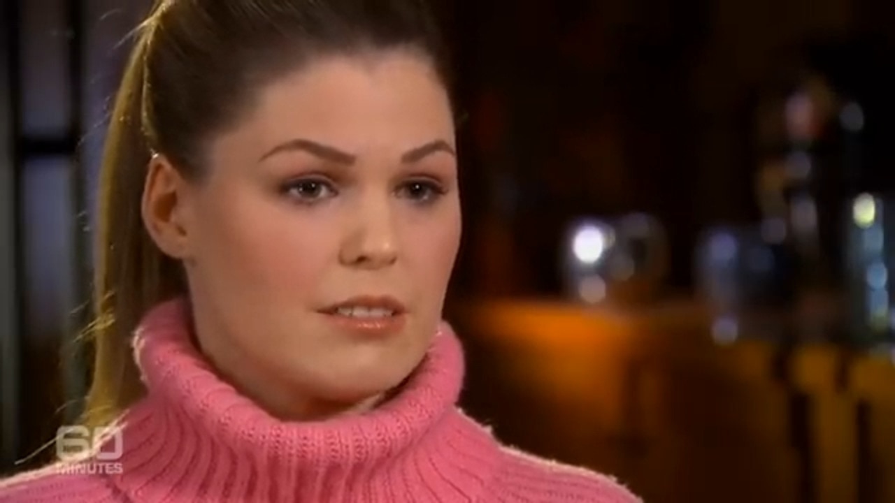 Video resurfaces of cancer conwoman Belle Gibson dodging age question