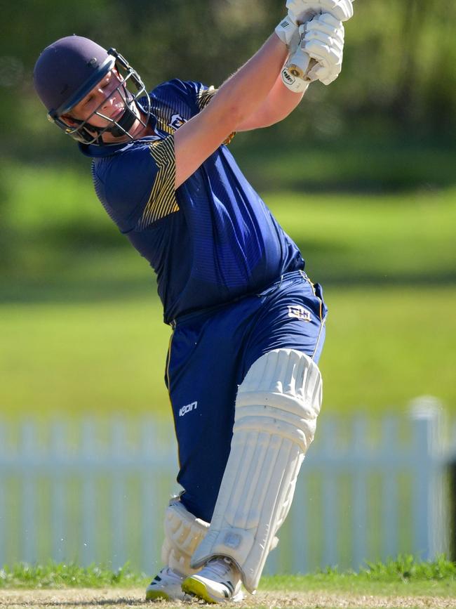 Coomera Hope Island batsman James Kleinschmidt.