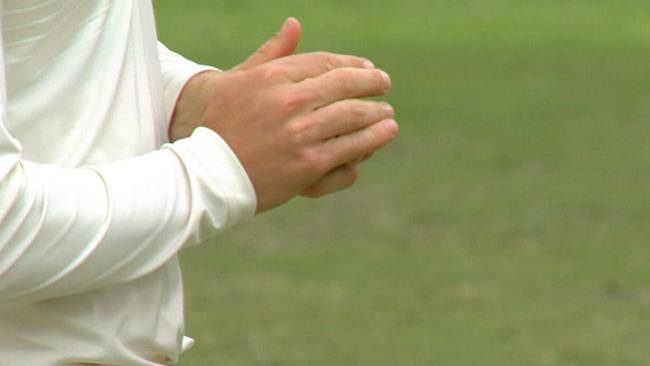 <b>2.</b> Bancroft works over the ball. The incident is shown on TV, at which point coach Darren Lehmann talks to 12th man Peter Handscomb, who rushed to the middle.