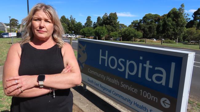 Deanne Carmody outside the Mount Gambier and Districts Health Service. Picture: Arj Ganesan