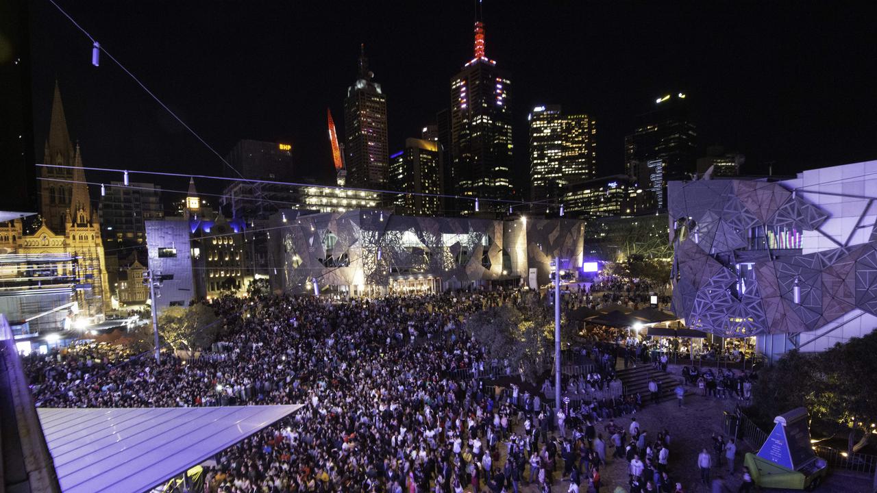 Melbourne’s New Year’s Eve: How the city celebrated around town | Daily Telegraph