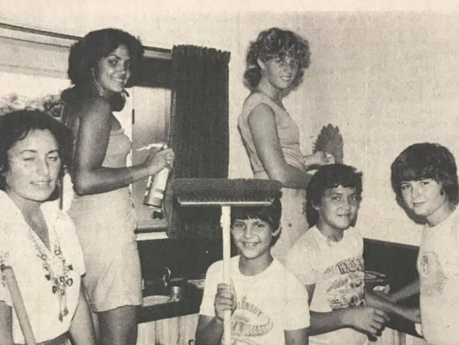 Ranger Guides paid a visit to the Aged Persons Homes to lend a hand at the units. Photo: Proserpine Guardian, March 5, 1981