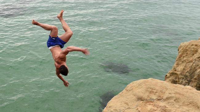 Cliff-jumpers have already been urged away from The Pillars at Mt Martha. Picture: Jason Sammon