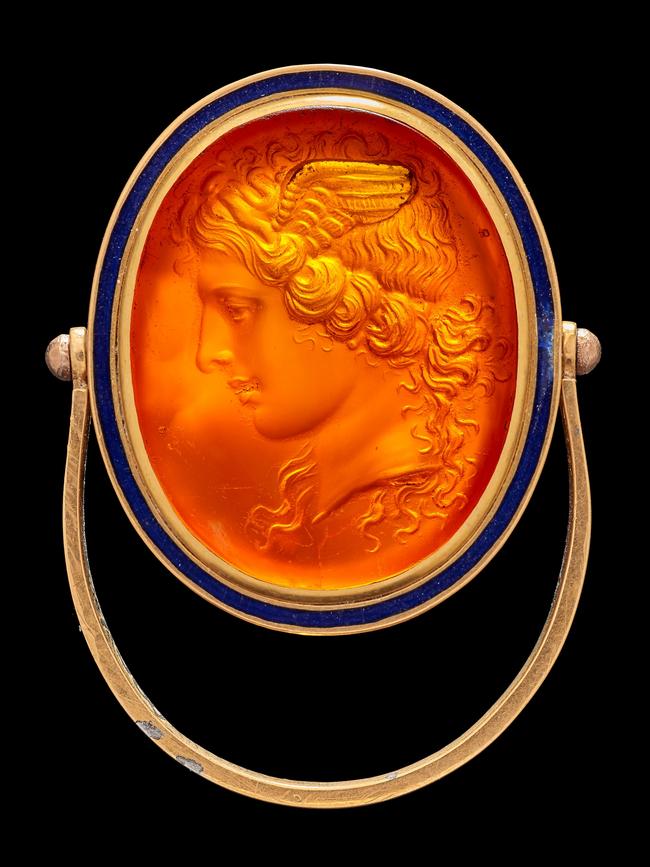 Intaglio ring of Medusa, carnelian and gold. Greece or Rome, Italy, 100 BCE-100 CE. Picture: Trustees of the British Museum