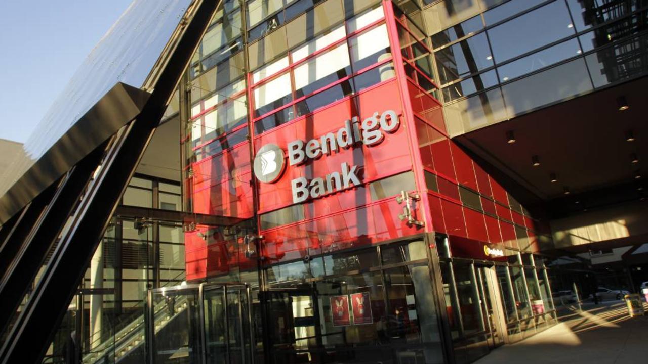 Bendigo eyes AMP banking operations as global player circles The