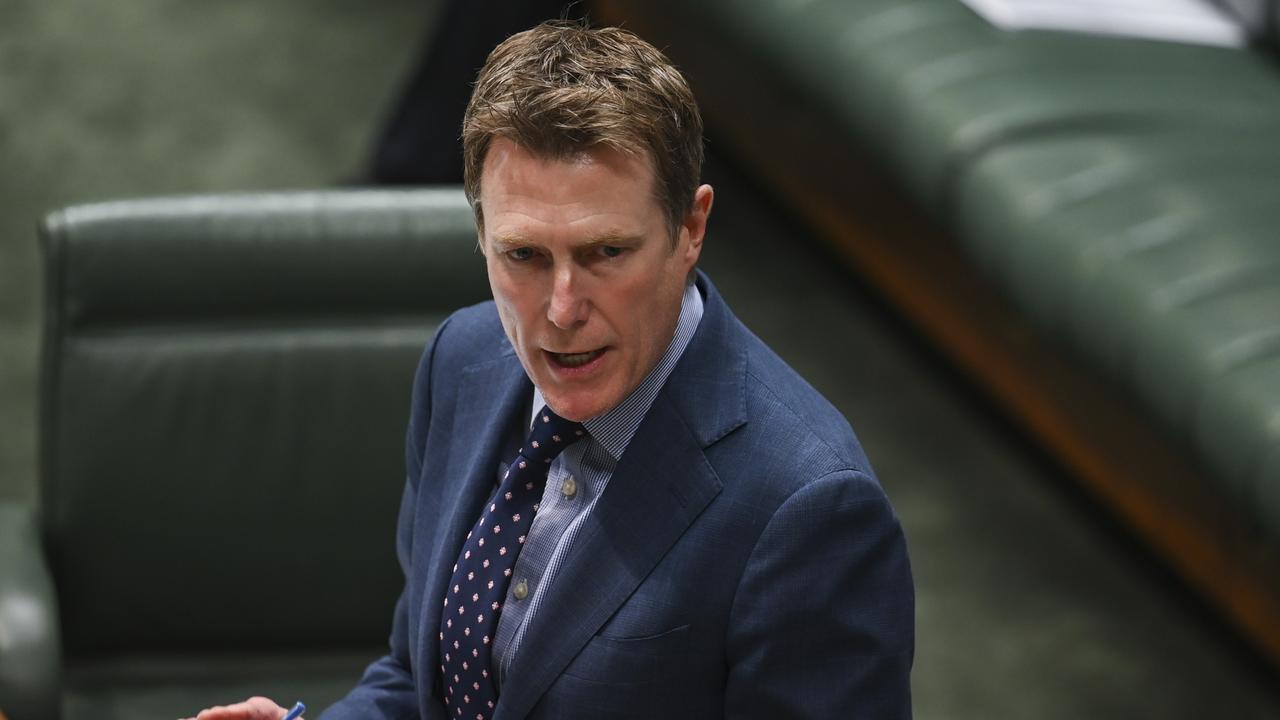 Christian Porter will not be referred to the privileges committee over the blind trust donation to his legal fees. Picture: NCA NewsWire / Martin Ollman