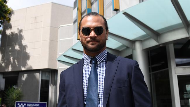 Queensland Reds rugby union player Karmichael Hunt leaves the Magistrates Court in Brisbane, Monday, January 29, 2018. Mr Hunt will face court on two charges of drug possession. (AAP Image/Dan Peled) NO ARCHIVING