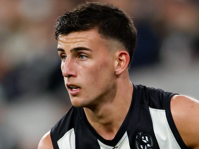 MELBOURNE, AUSTRALIA - SEPTEMBER 22: Nick Daicos of the Magpies in action during the 2023 AFL First Preliminary Final match between the Collingwood Magpies and the GWS GIANTS at Melbourne Cricket Ground on September 22, 2023 in Melbourne, Australia. (Photo by Dylan Burns/AFL Photos via Getty Images)