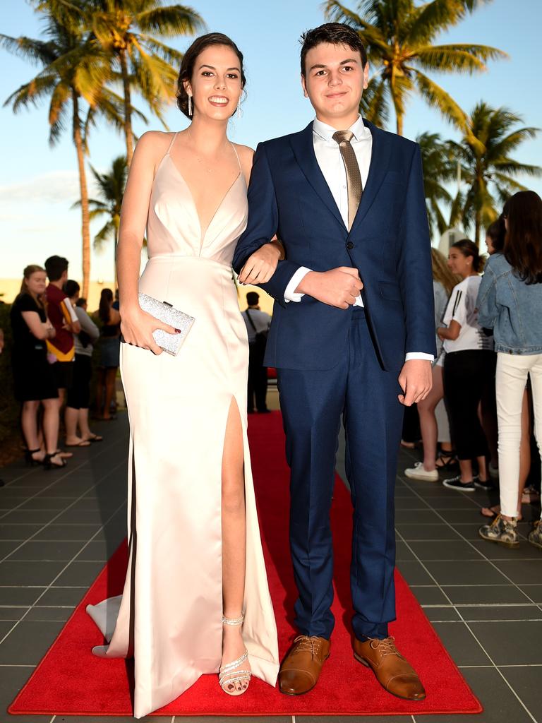 William Ross SHS Year 12 Formal | Daily Telegraph