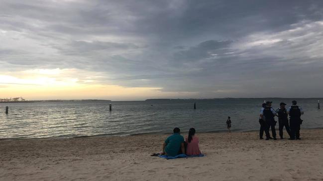 Police evacuated swimmers from the water. Picture: Supplied by Tanya Kul