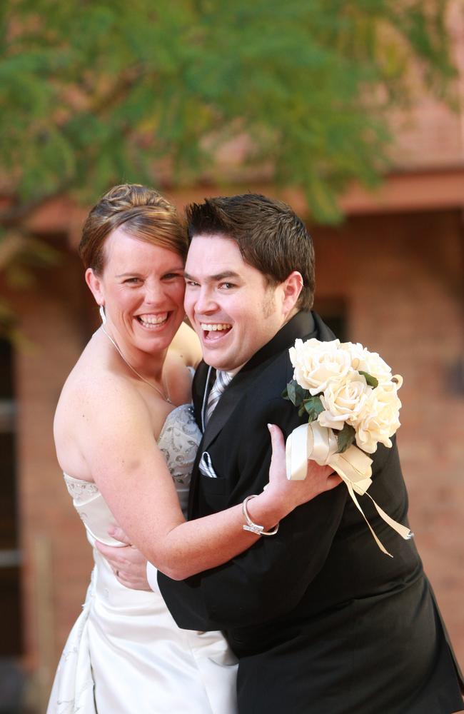 Luke and Susan Eckersley were married at the Brisbane Registry.