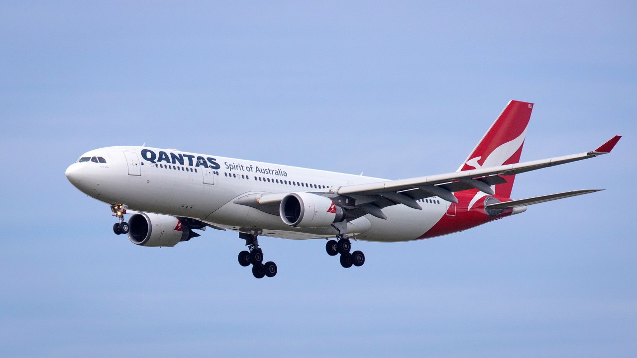 Qantas, Jetstar Eye Lost Air Vanuatu Routes After Pacific Carrier ...