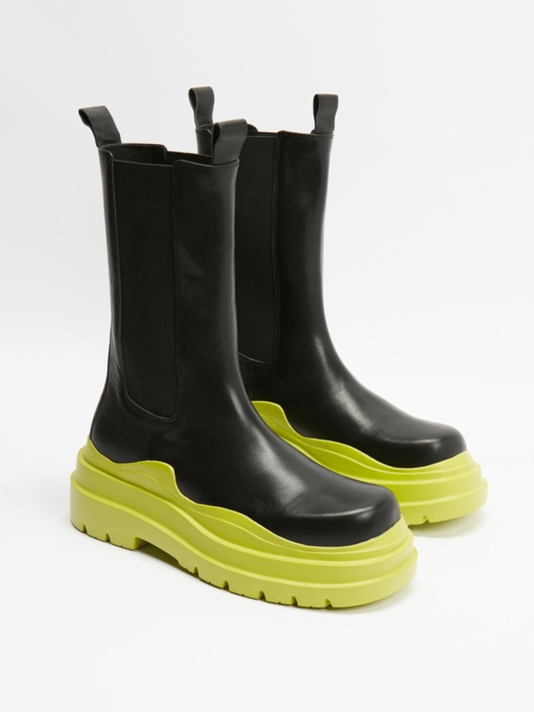 Aere Wavy Chunky Chelsea Boots, The Iconic