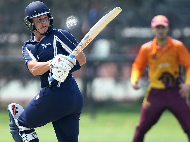 Evan Gulbis batting for Carlton.