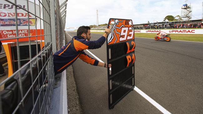 The bikes hit 330-340km/h down Gardner Straight to end the lap.