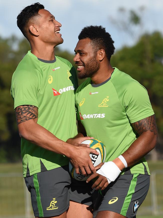 Israel Folau (left) and Samu Kerevi . Picture: AAP/Dave Hunt