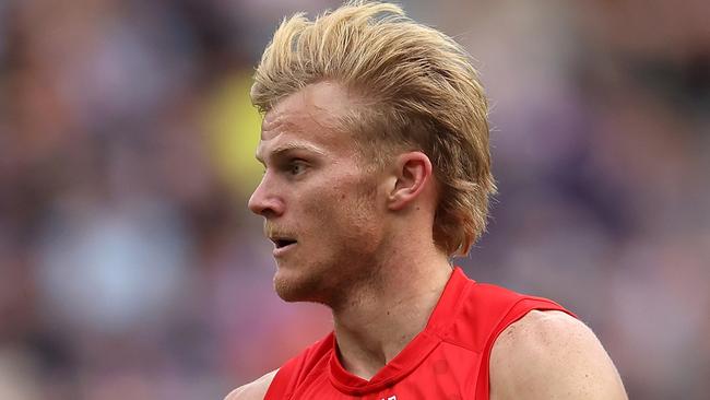 PERTH, AUSTRALIA - JUNE 23: Bodhi Uwland of the Suns in action during the round 15 AFL match between Fremantle Dockers and Gold Coast Suns at Optus Stadium, on June 23, 2024, in Perth, Australia. (Photo by Paul Kane/Getty Images)