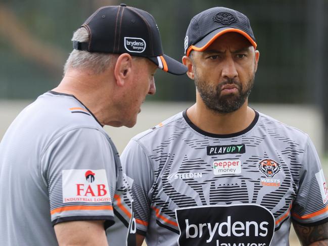 WEEKEND TELEGRAPH SPECIAL MARCH 4, 2023Wests Tigers training final session at Concord Oval before the NRL season kicks off. Coach Tim Sheens and Benji Marshall. Picture: David Swift