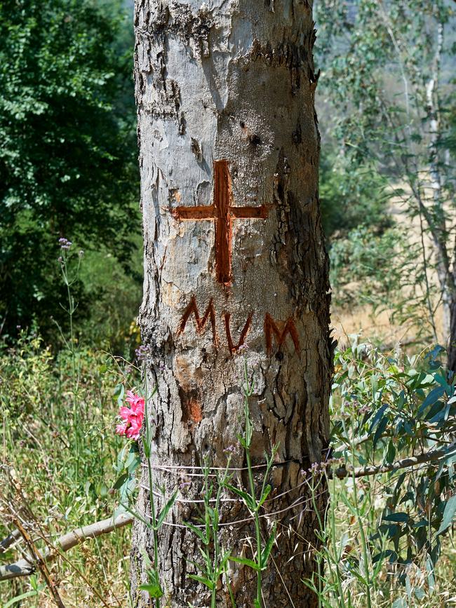 A memorial at Neils Bend Reserve, the last known place of Ruth Ridley. Picture: Michael Frogley