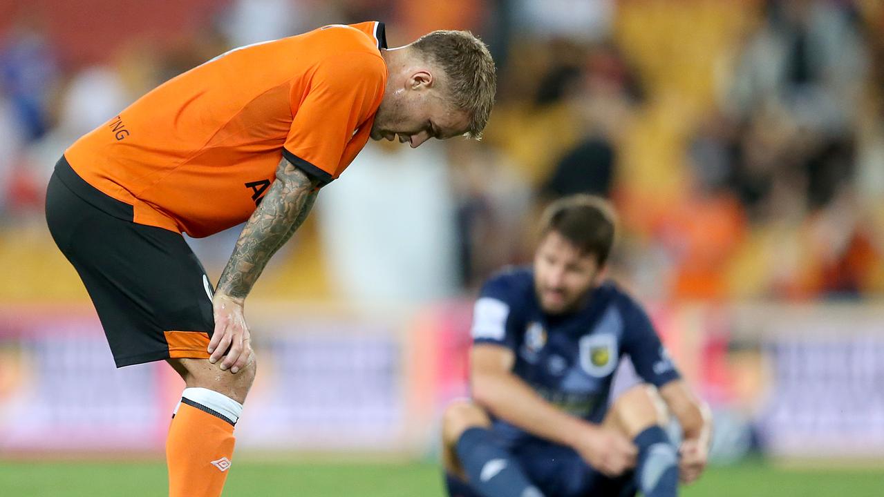 If selected, would Roar boss John Aloisi let Adam Taggart go to the Asian Cup with the Socceroos?