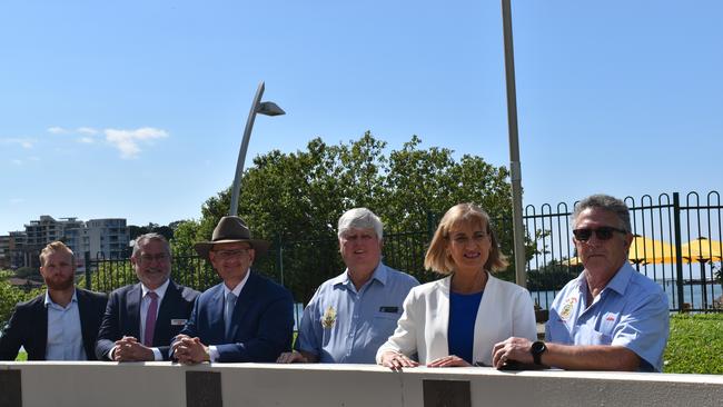 Veterans join McPherson candidate Carl Ungerer, Shadow Minister for Veteransâ&#128;&#153; Affairs and Defence Personnel Shayne Neumann and Member for Richmond Justine Elliot in Tweed Heads after an election commitment from the ALP for a $5 million veteran wellbeing hub. Picture: Liana Walker