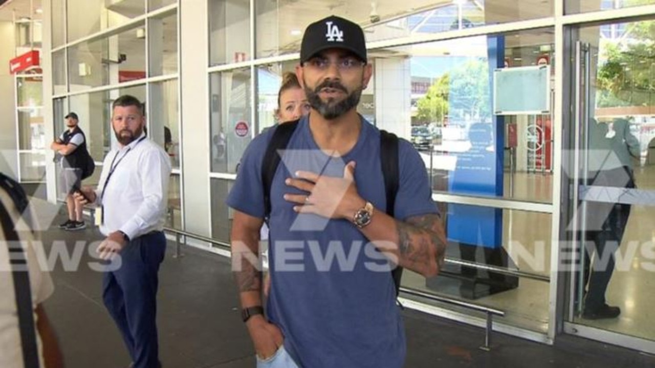 Kohli speaking to reporters at Melbourne Airport. Photo: Channel 7