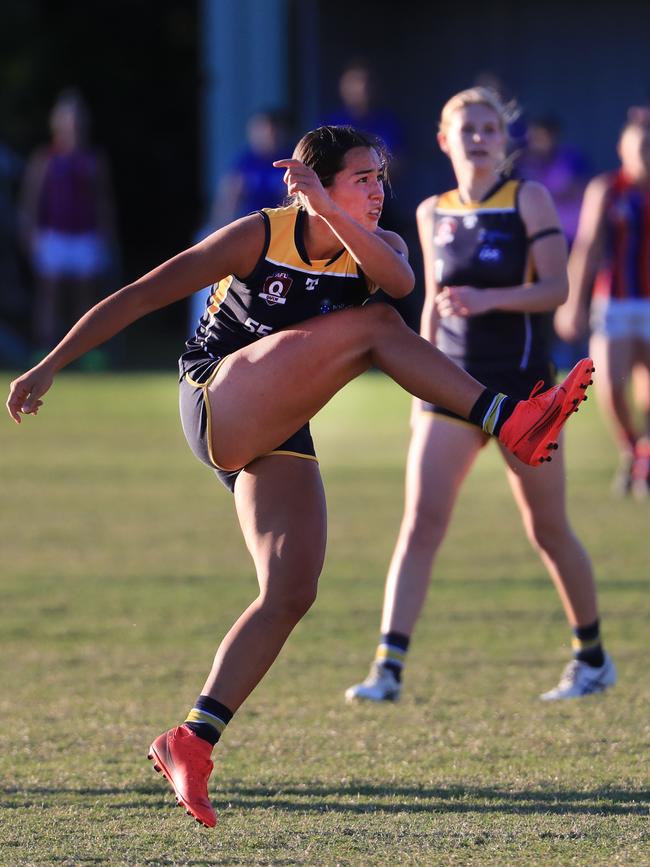 August 16, Gold Coast, Queensland - Lucy Single from Bond University in action against Wilston Grange in the Queensland AFLW played at Bond University on the Gold Coast. Scott Powick Newscorp