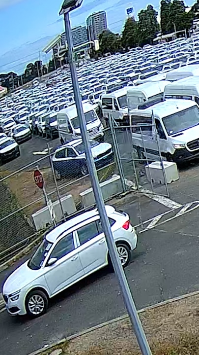 Cars stolen in convoy from Port Melbourne car yard