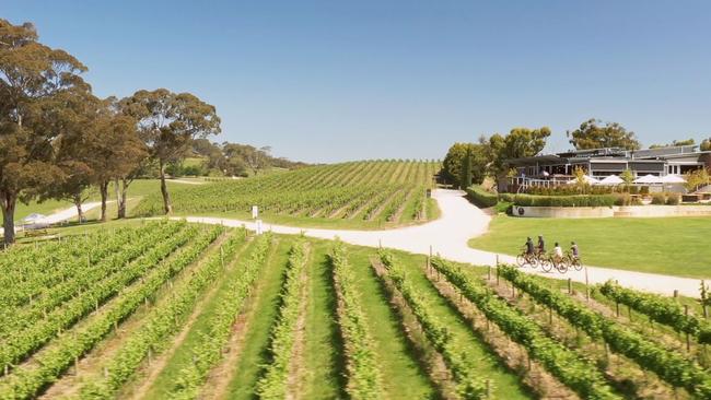 Where to eat Feast on fresh, homegrown fare You’ll be spoiled for refuelling choice in the Adelaide Hills. Home to world-renowned wine, some of the best produce in Australia and award-winning restaurants, the hardest part will be trying to fit it all in. For a laid-back lunch, stop by Fourth Hill Providore in the small town of Verdun for great coffee and food in a picturesque old stone building, or enjoy a multi-course affair 400m above the Onkaparinga Valley at The Lane Vineyard. For a memorable end to your trip, get yourself a reservation at the three-chef-hatted Hardy’s Verandah Restaurant at the iconic Mount Lofty House Estate – the ultimate Adelaide Hills dining experience. 
