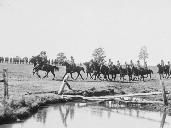 Members of the 12th Light Horse training at Holsworthy in 1915. Source: Australian War Memorial