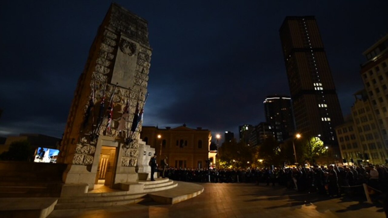 Anzac Day Thousands in Adelaide CBD for historic Aboriginalled Dawn