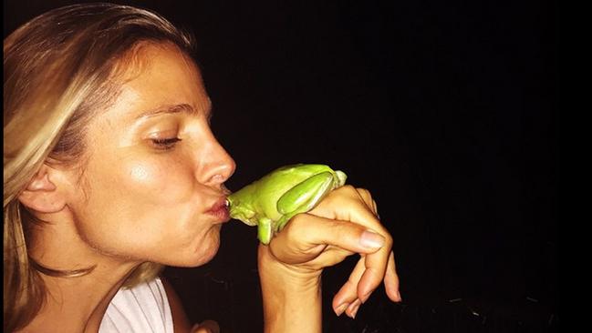 Elsa makes friends with the wildlife around Byron Bay. Picture: Elsa Pataky/Instagram