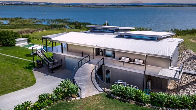 465 Randell Rd, Hindmarsh Island. Supplied