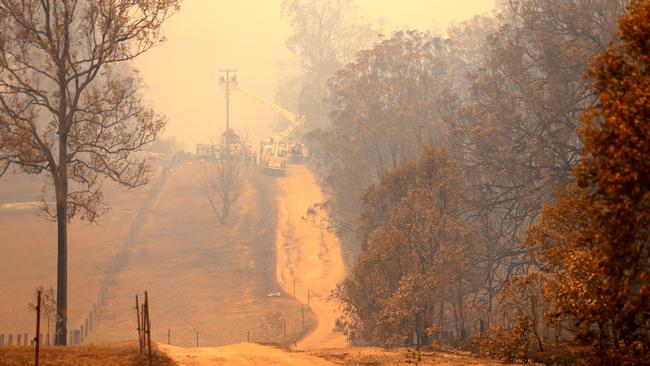 Bushfire at Willawarrin, west of Kempsey. Picture: Nathan Edwards.