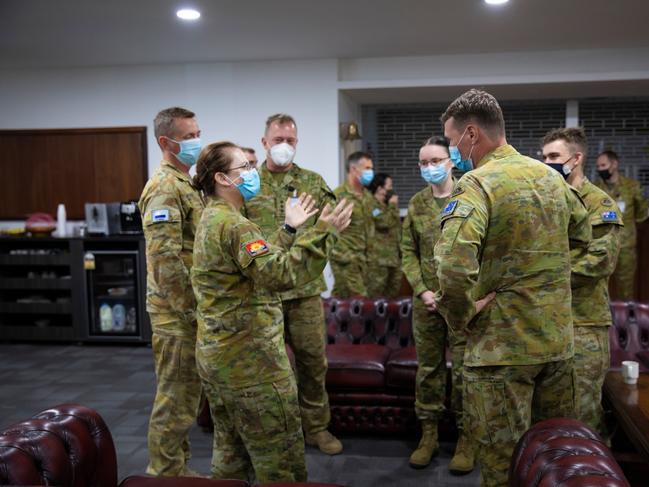 Deputy Chief of Army, Major General Natasha Fox (centre left), AM, CSC, meets with 13th Brigade soldiers at Irwin Barracks in Perth, Western Australia.